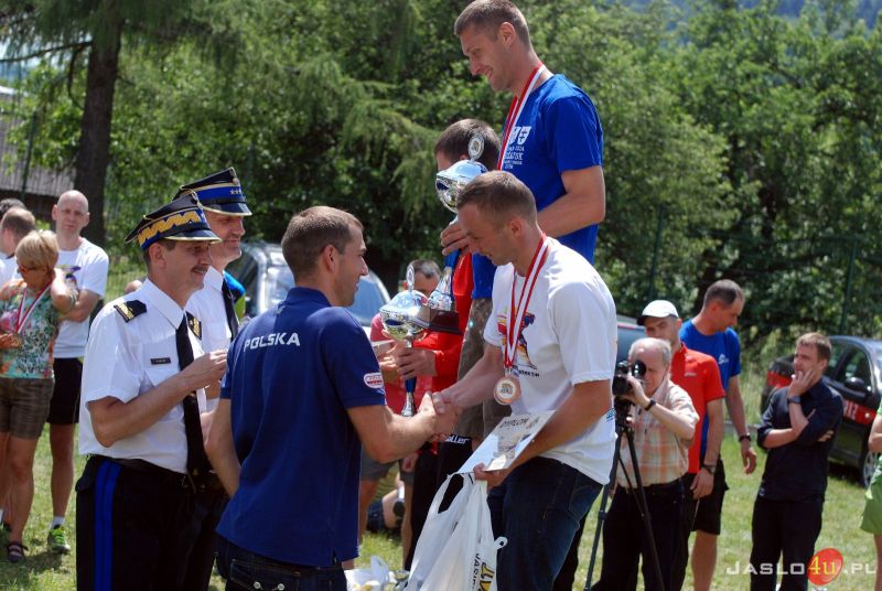 III Podkarpacki Bieg Strażaków Ożenna-Krempna z udziałem mistrza olimpijskiego Zbigniewa Bródki