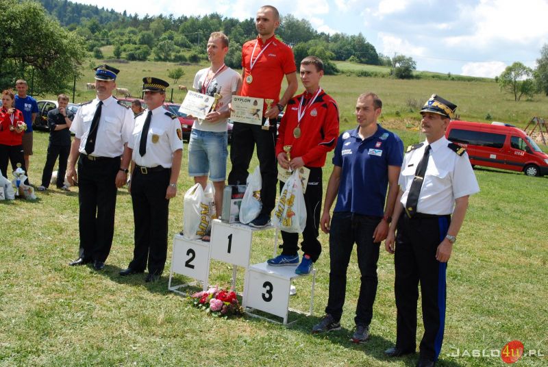 III Podkarpacki Bieg Strażaków Ożenna-Krempna z udziałem mistrza olimpijskiego Zbigniewa Bródki
