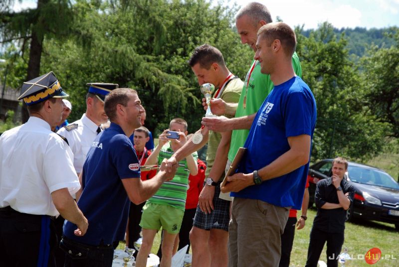 III Podkarpacki Bieg Strażaków Ożenna-Krempna z udziałem mistrza olimpijskiego Zbigniewa Bródki