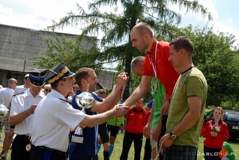 III Podkarpacki Bieg Strażaków Ożenna-Krempna z udziałem mistrza olimpijskiego Zbigniewa Bródki