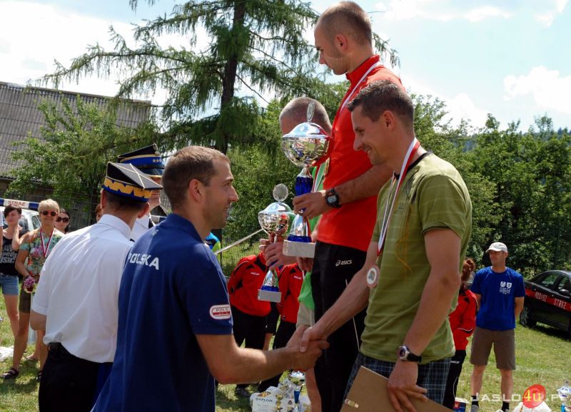 III Podkarpacki Bieg Strażaków Ożenna-Krempna z udziałem mistrza olimpijskiego Zbigniewa Bródki