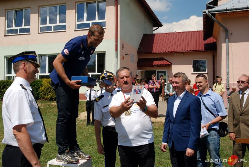 III Podkarpacki Bieg Strażaków Ożenna-Krempna z udziałem mistrza olimpijskiego Zbigniewa Bródki