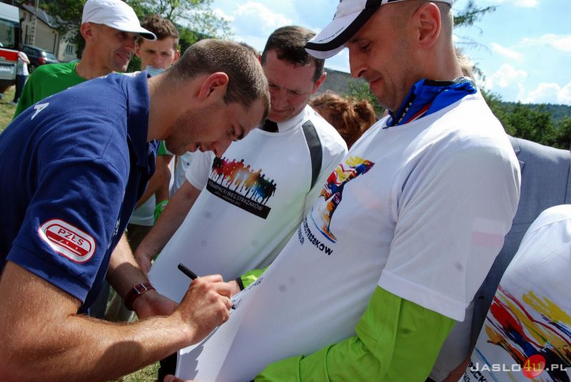 III Podkarpacki Bieg Strażaków Ożenna-Krempna z udziałem mistrza olimpijskiego Zbigniewa Bródki