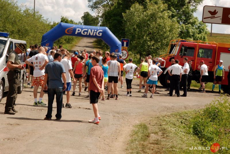 III Podkarpacki Bieg Strażaków Ożenna-Krempna z udziałem mistrza olimpijskiego Zbigniewa Bródki