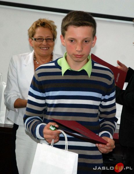 Rozdanie Nagród Burmistrza Miasta Jasła dla uzdolnionych uczniów jasielskich szkół