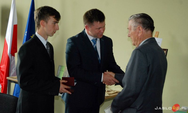 Rozdanie tytułów "Zasłużony Dla Kultury Powiatu Jasielskiego"