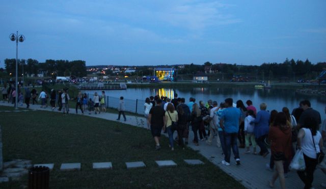 Wakacje w Jaśle – koncert na Kwiatowej na początek