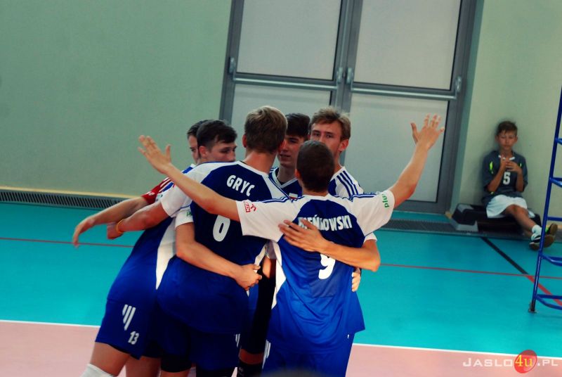 Polska - Bułgaria (mecz towarzyski juniorskich reprezentacji siatkarskich, hala MOSiR w Jaśle)