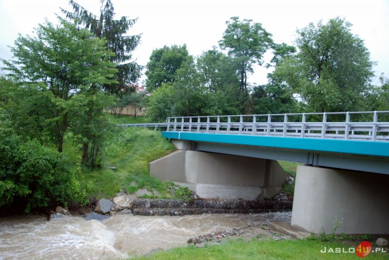 Sytuacja na rzekach i drogach w Majscowej, Dębowcu i Kątach (12.07., godz. 17-18)