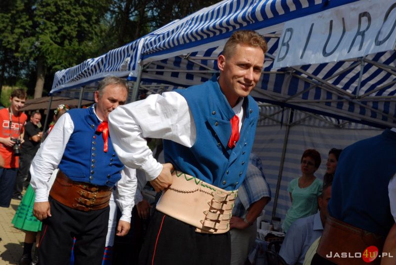 XI Międzynarodowy Festiwal Folkloru Karpat „Trzcinica 2014″