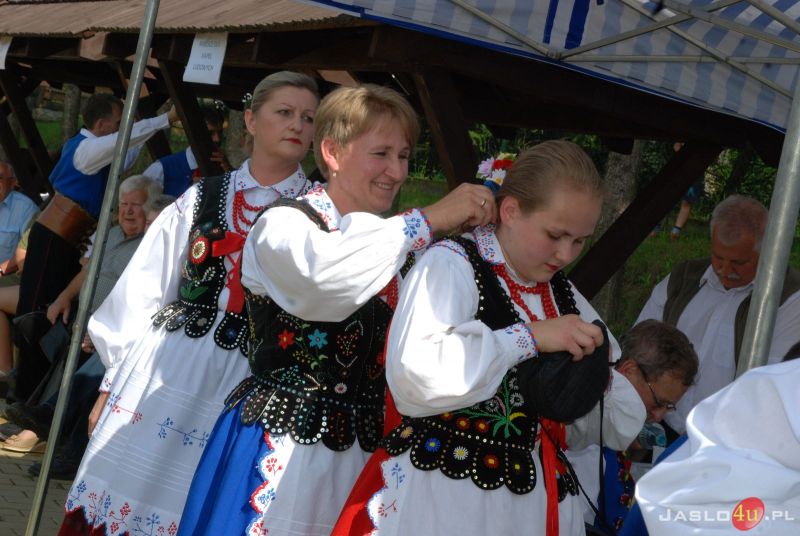 XI Międzynarodowy Festiwal Folkloru Karpat „Trzcinica 2014″