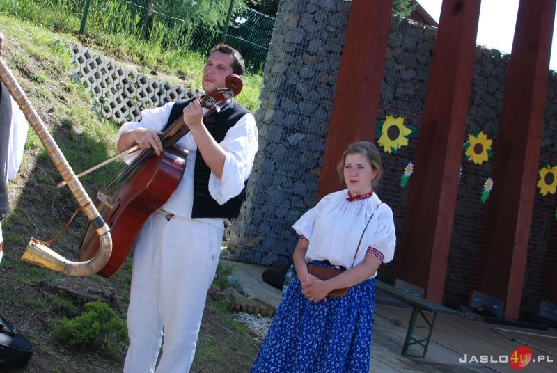 XI Międzynarodowy Festiwal Folkloru Karpat „Trzcinica 2014″