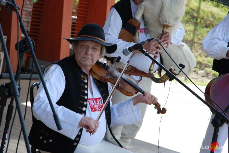 XI Międzynarodowy Festiwal Folkloru Karpat „Trzcinica 2014″