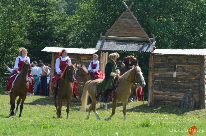 XIII Krempniańska Parada Historyczna (pokazy walk historycznych)