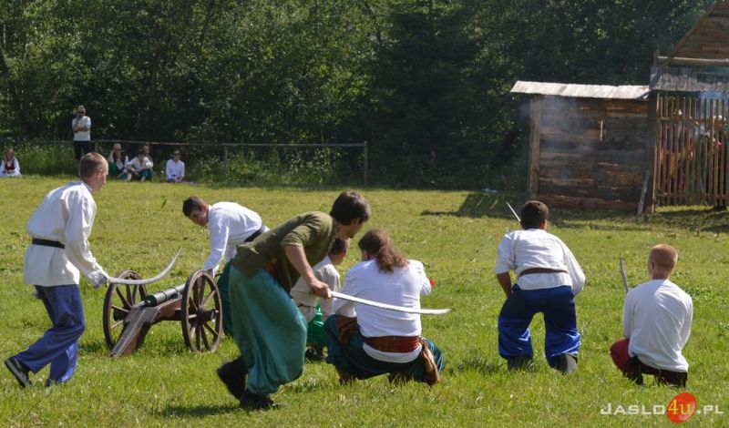 XIII Krempniańska Parada Historyczna (pokazy walk historycznych)