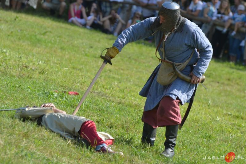 XIII Krempniańska Parada Historyczna (pokazy walk historycznych)