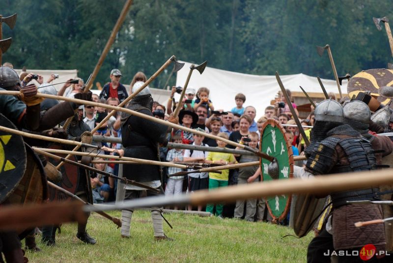 IV Karpacki Festiwal Archeologiczny "Dwa Oblicza" w Karpackiej Troi
