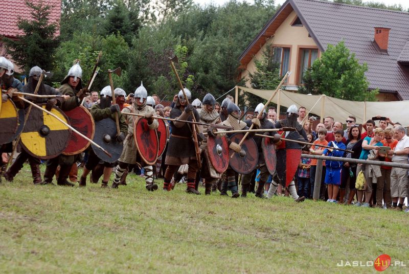 IV Karpacki Festiwal Archeologiczny "Dwa Oblicza" w Karpackiej Troi