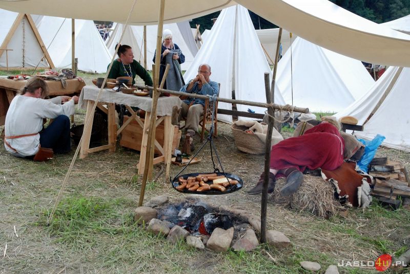 IV Karpacki Festiwal Archeologiczny "Dwa Oblicza" w Karpackiej Troi