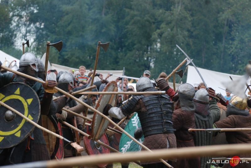 IV Karpacki Festiwal Archeologiczny "Dwa Oblicza" w Karpackiej Troi