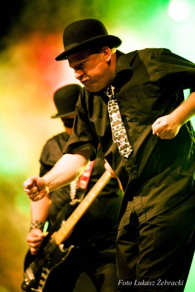 Koncert Czarno-Czarnych na VI Festiwalu Smaków Regionalnych "Pierogi" w Tarnowcu