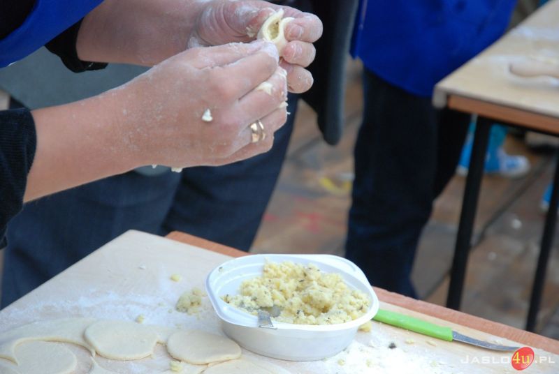 VI Festiwal Smaków Regionalnych "Pierogi" w Tarnowcu cz. 1