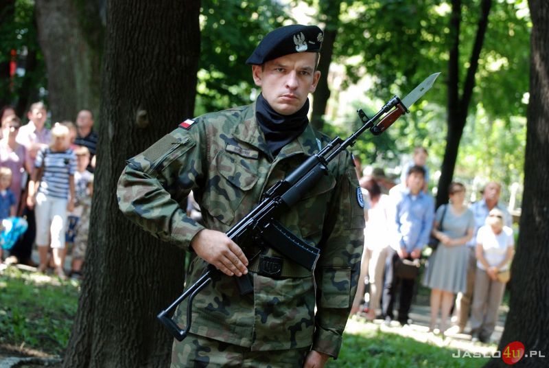 Wojewódzkie obchody Święta Wojska Polskiego w Jaśle cz. 1