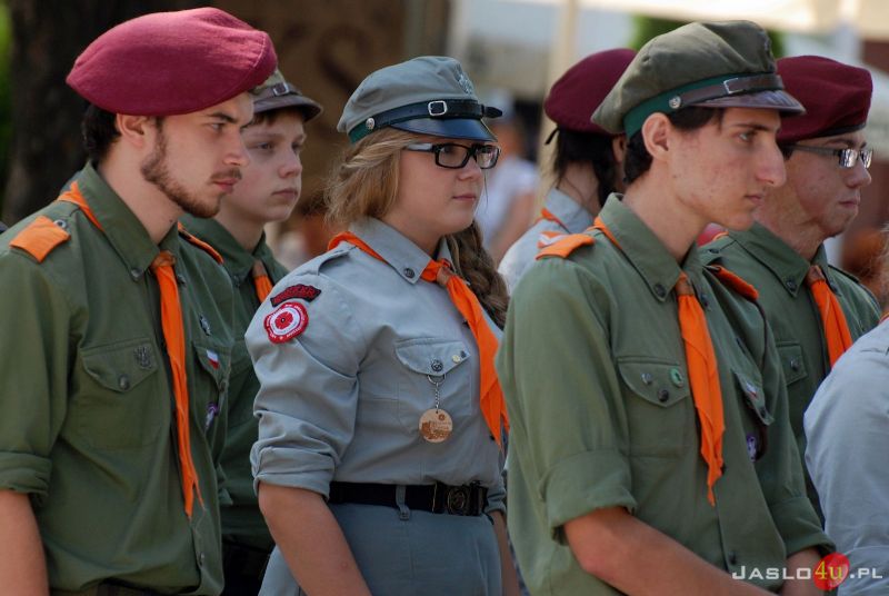 Wojewódzkie obchody Święta Wojska Polskiego w Jaśle cz. 1