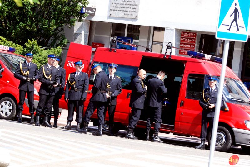 Wojewódzkie obchody Święta Wojska Polskiego w Jaśle cz. 1