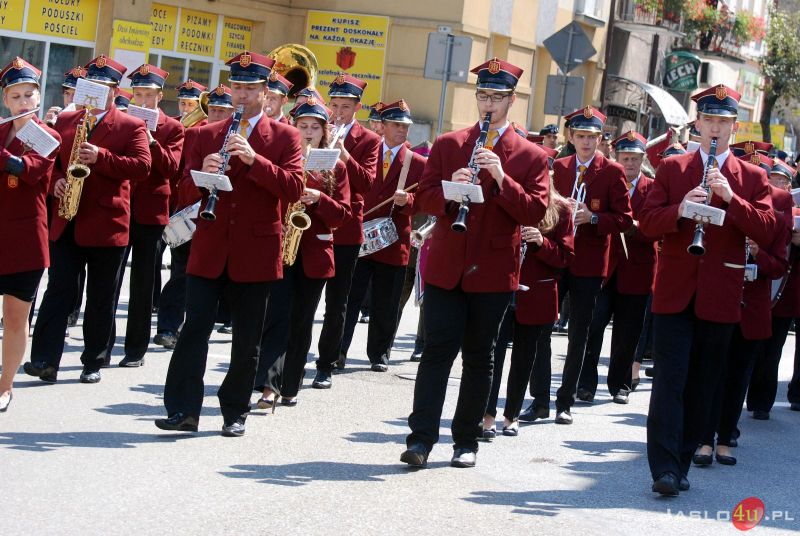 Wojewódzkie obchody Święta Wojska Polskiego w Jaśle cz. 1