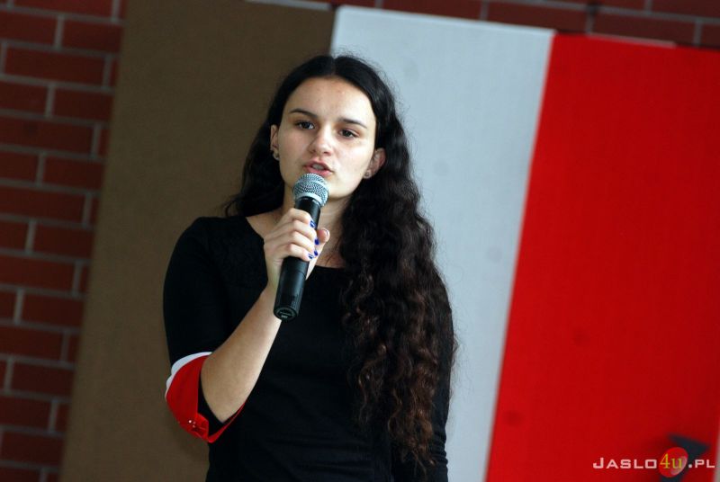 Akademia w II LO w Jaśle z okazji 75. rocznicy utworzenia Polskiego Państwa Podziemnego