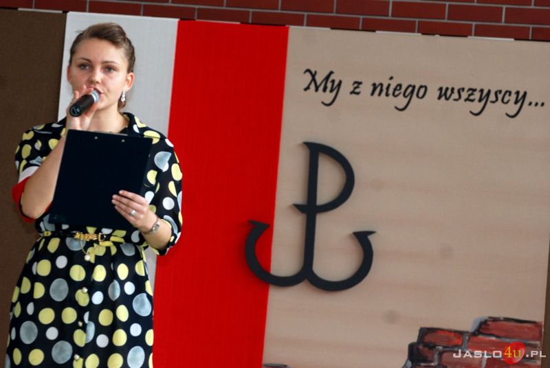 Akademia w II LO w Jaśle z okazji 75. rocznicy utworzenia Polskiego Państwa Podziemnego