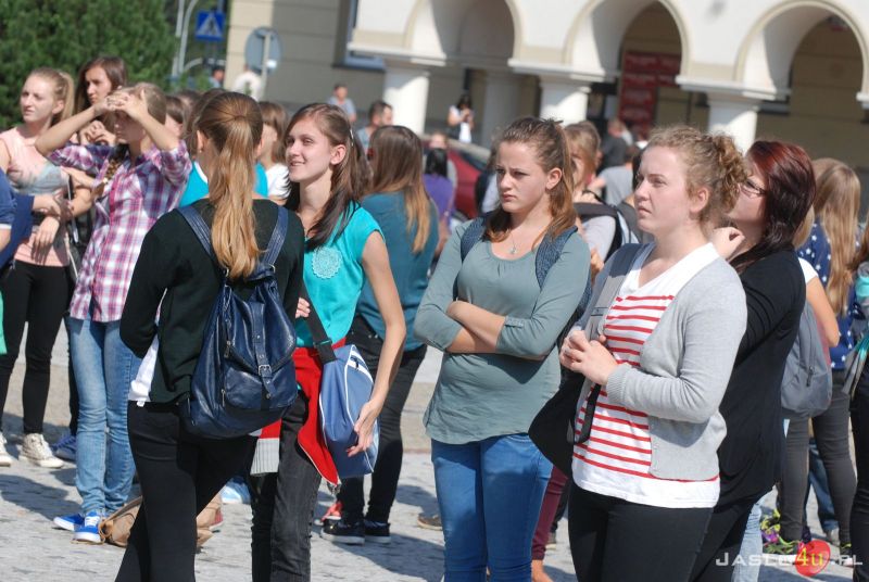 Narodowe Czytanie "Trylogii" na jasielskim rynku