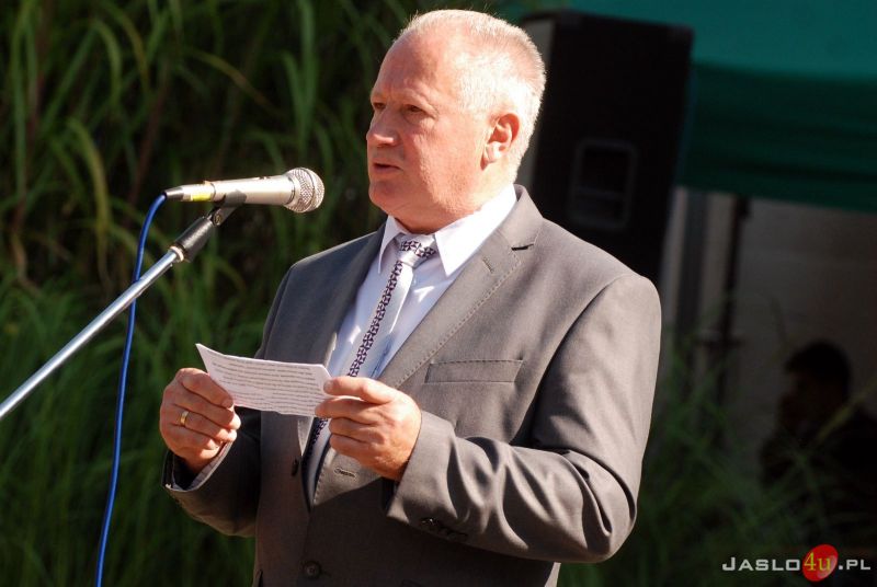 Odsłonięcie obelisku ku czci gen. J. Hallera przy ZS w Trzcinicy