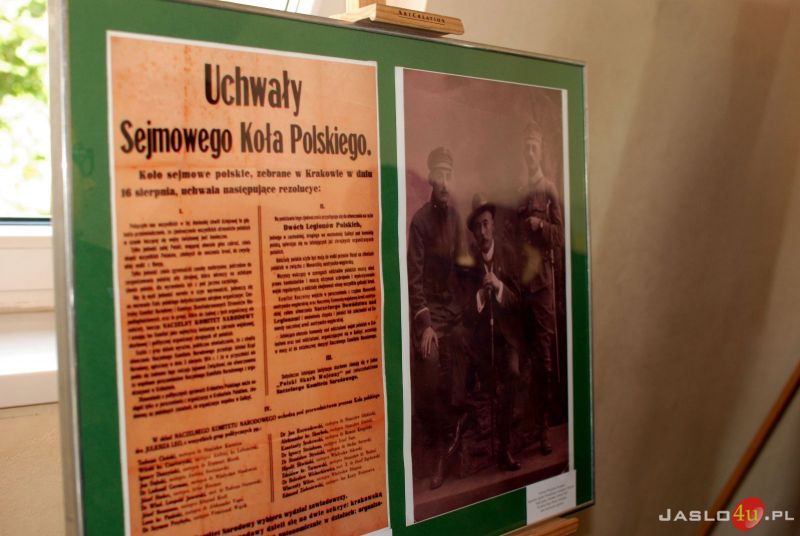 Odsłonięcie obelisku ku czci gen. J. Hallera przy ZS w Trzcinicy
