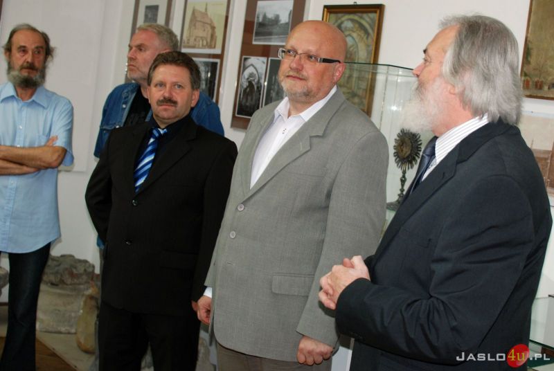 Wernisaż wystawy "70. rocznica wysiedlenia mieszkańców Jasła"