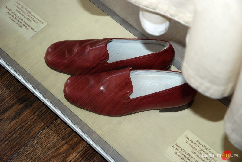 Mobilne Muzeum Jana Pawła II na płycie jasielskiego rynku