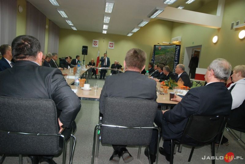 I sesja Rady Powiatu Jasielskiego VII kadencji