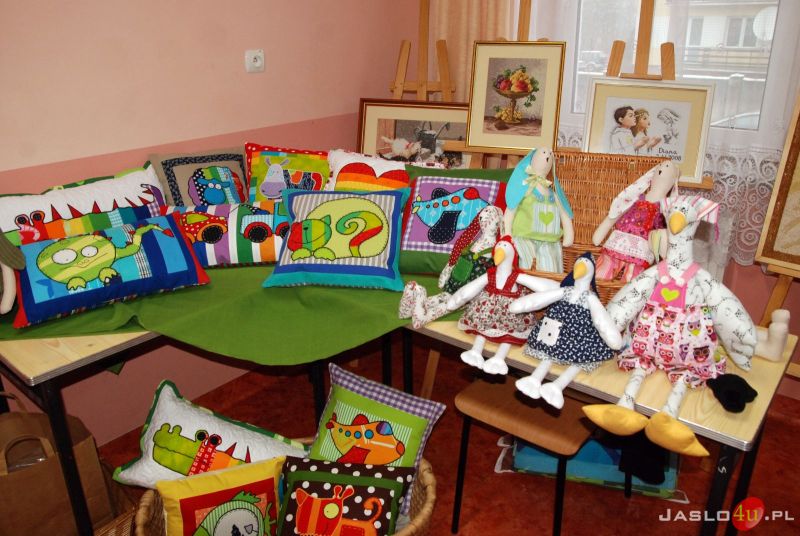 "Wielokulturowość Podkarpacia" – wystawa i wykłady w LO w Nowym Żmigrodzie