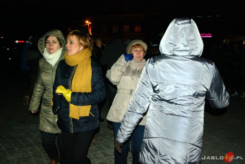 Powitanie Nowego Roku na jasielskim rynku