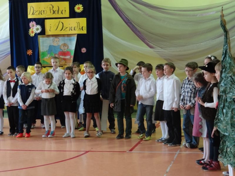 Dzień Babci i Dziadka w Szkole Podstawowej nr 2 w Jaśle