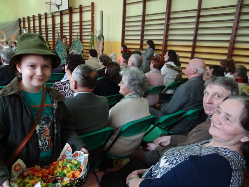 Dzień Babci i Dziadka w Szkole Podstawowej nr 2 w Jaśle