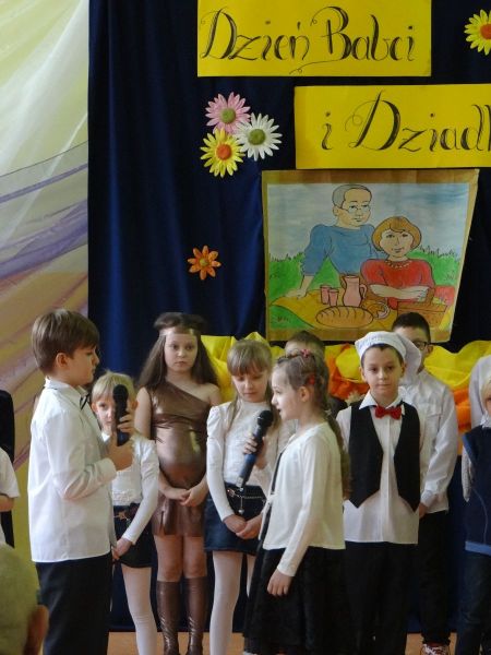 Dzień Babci i Dziadka w Szkole Podstawowej nr 2 w Jaśle