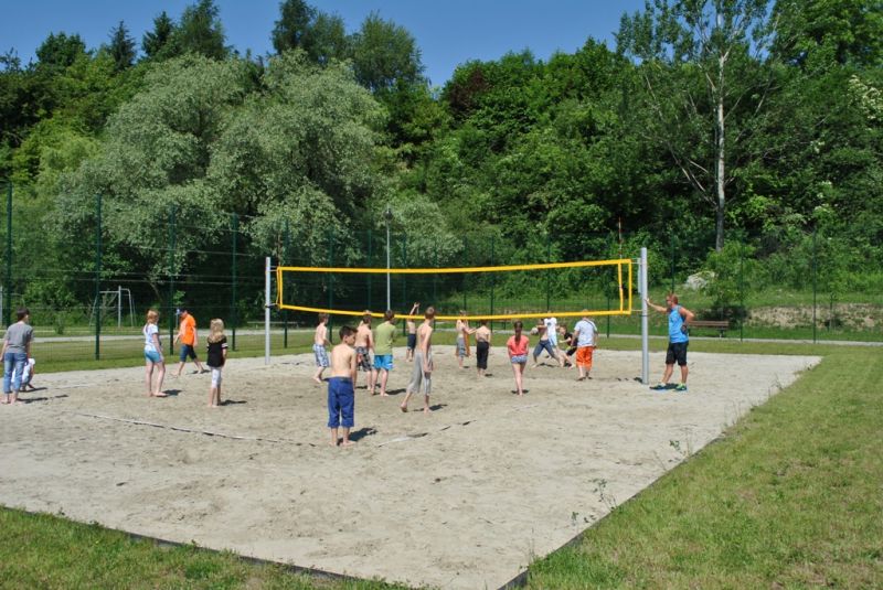 "Szkoła Podstawowa nr 2 w Jaśle – Piknik na Kwiatowej"