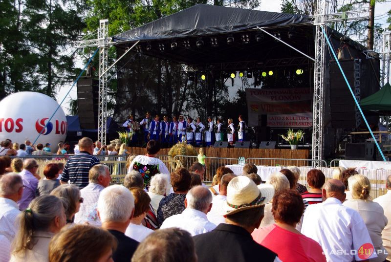 Festiwal Smaków Regionalnych "Pierogi" oraz Dożynki Powiatowe w Tarnowcu