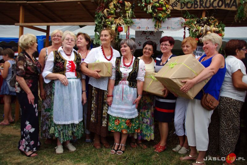 Festiwal Smaków Regionalnych "Pierogi" oraz Dożynki Powiatowe w Tarnowcu