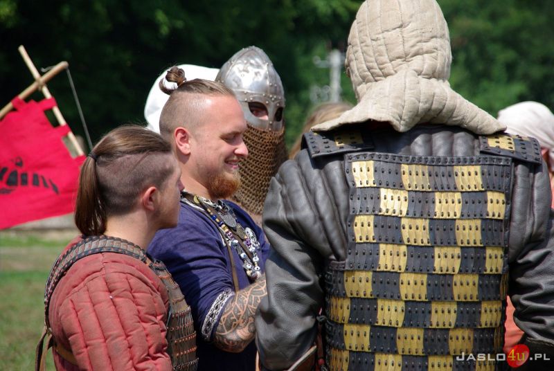 Potyczki średniowiecznych wojów