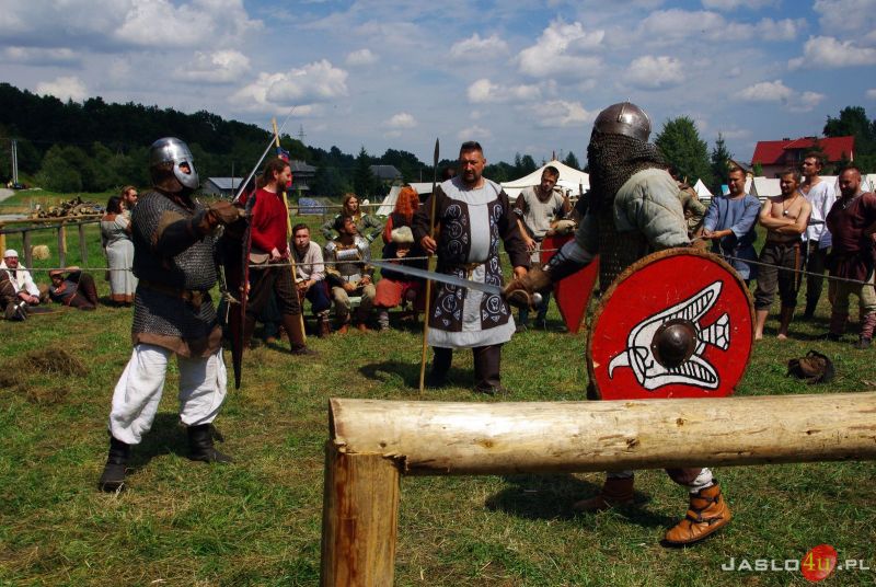 Potyczki średniowiecznych wojów