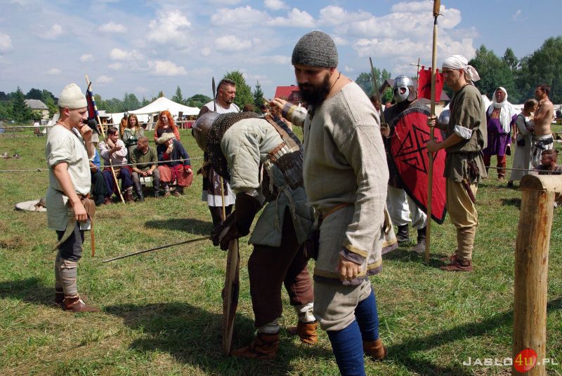 Potyczki średniowiecznych wojów