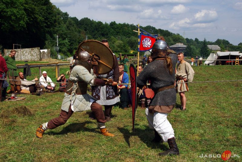Potyczki średniowiecznych wojów